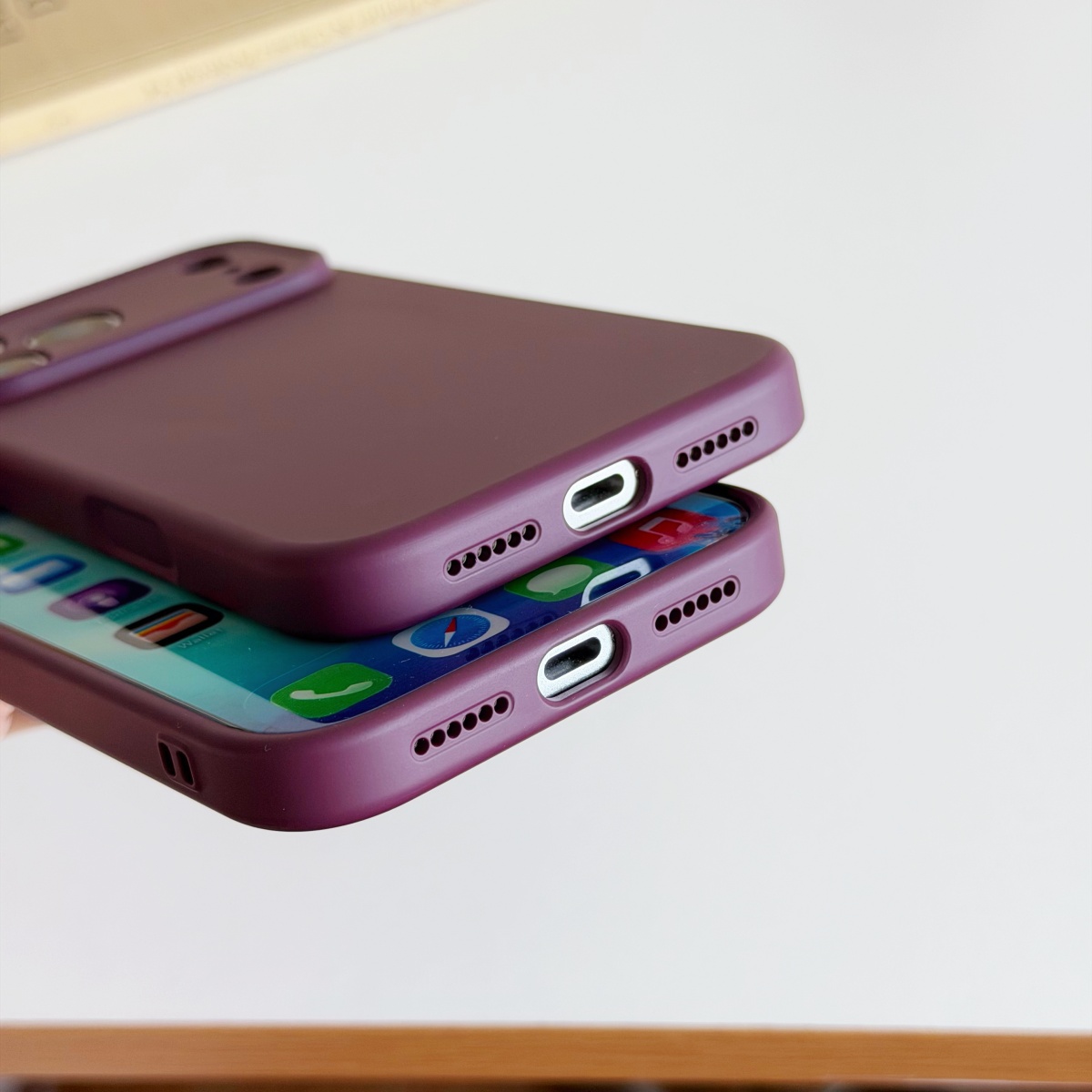 패션 리퀴드 실리콘 마그네틱 캔디 폰 케이스 아이폰 1 - Liquid Silicone Magnetic Phone Case 리뷰 및 가격